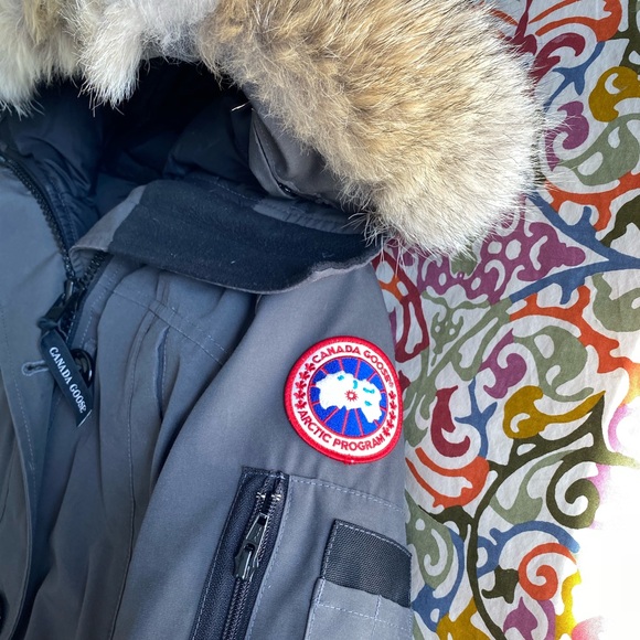 SOLD ❤️ Canada Goose Montebello Parka - Picture 2 of 10